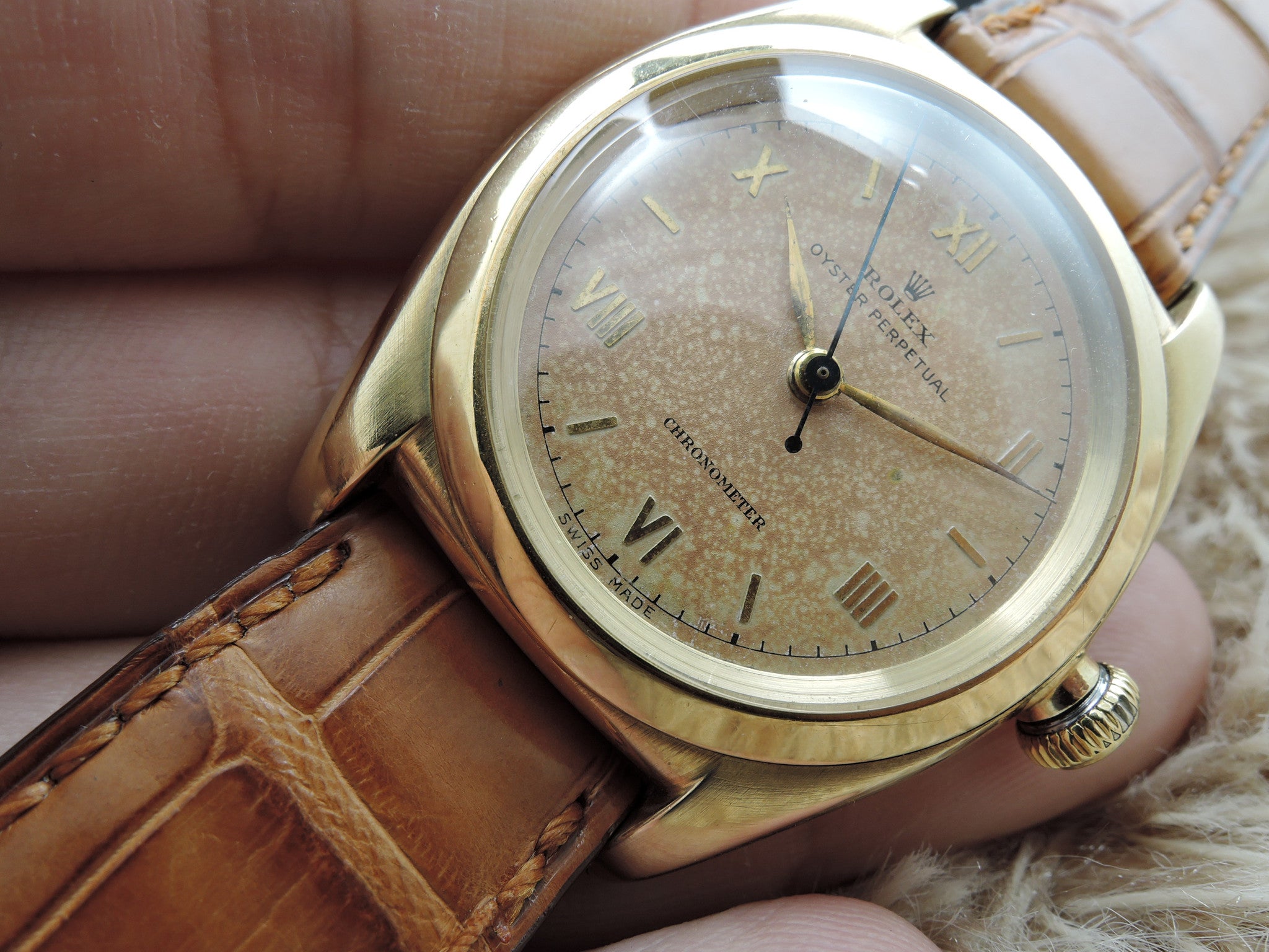 1947 Rolex BUBBLEBACK 3131 14K Yellow Gold with TROPICAL Raised Roman ...