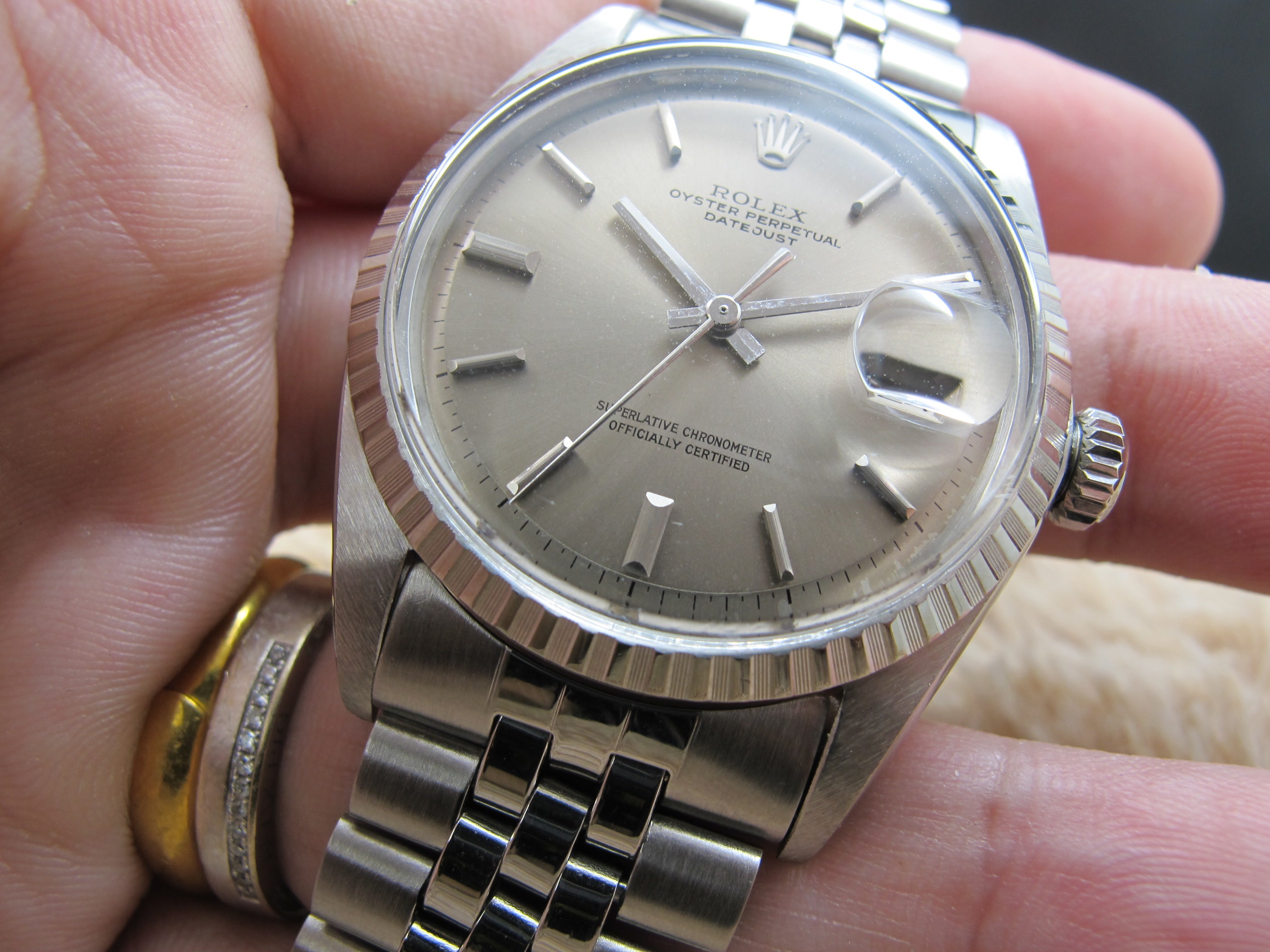 1970 Rolex DATEJUST 1603 SS ORIGINAL Grey (No Lume) Dial with Folded ...