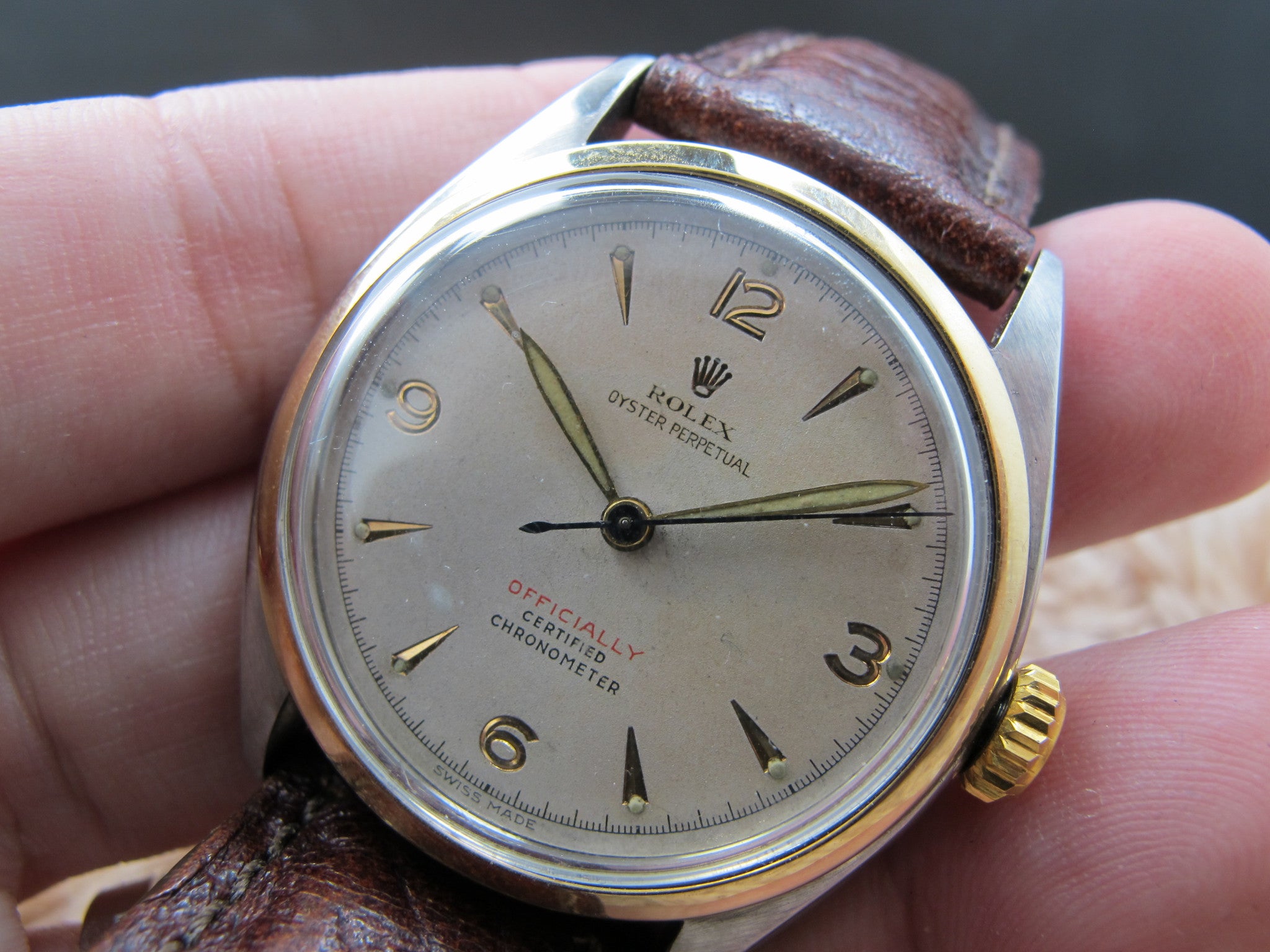 1952 Rolex OYSTER PERPETUAL 6084 Semi-Bubbleback with Red 