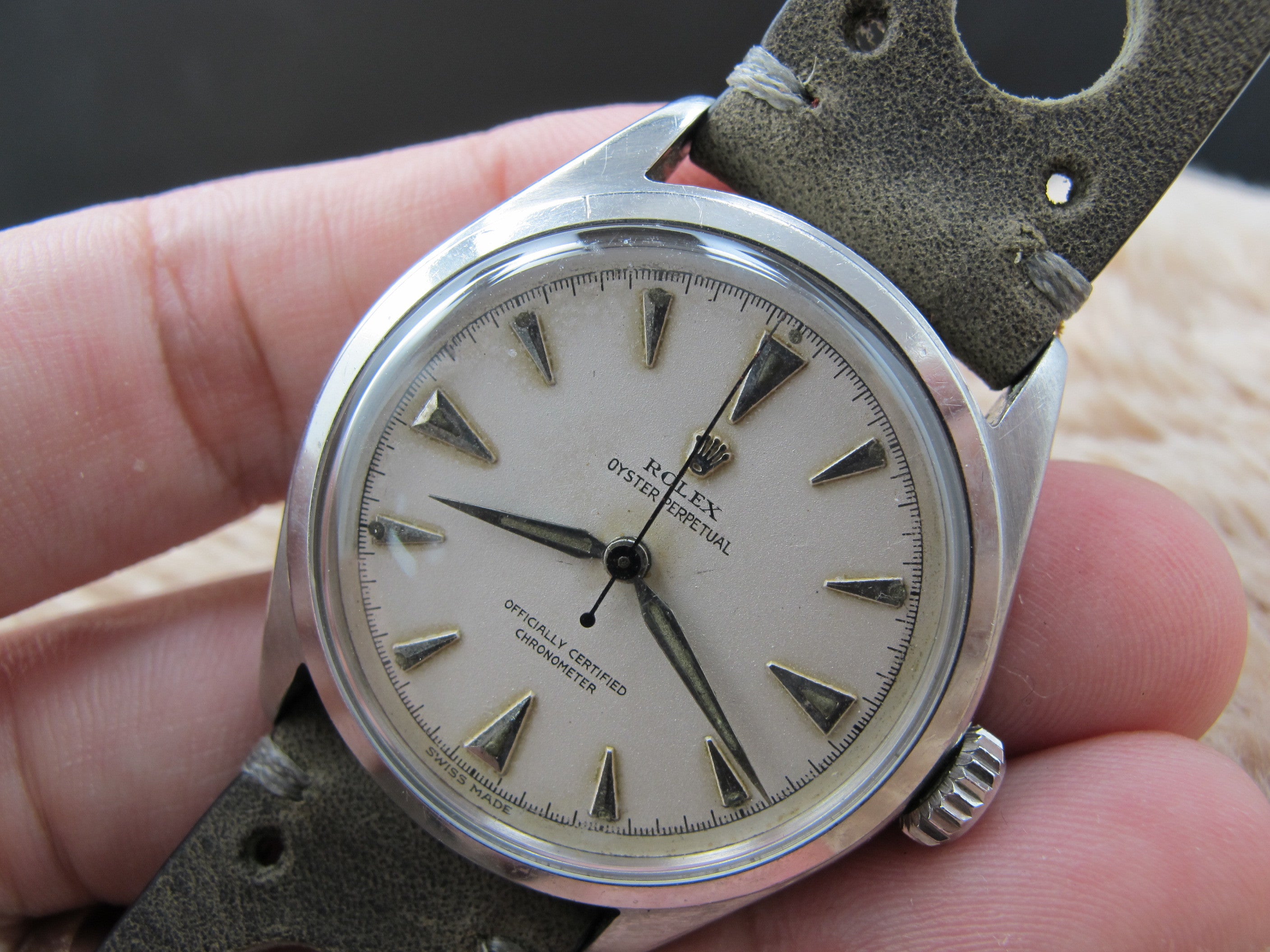 [1952] Rolex OYSTER PERPETUAL BUBBLEBACK 6106 Creamy Dial | Alex Pig ...