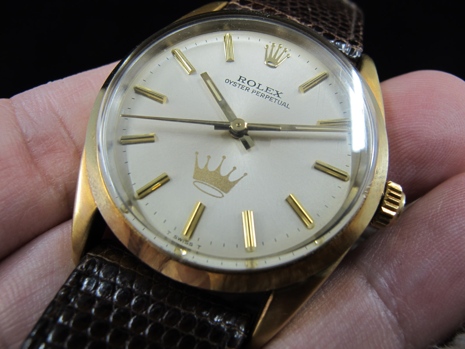 [1985] Rolex OYSTER PERPETUAL 1024 Gold Shell with Original Silver Dia ...