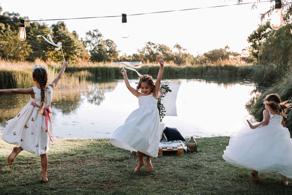 flowergirls dancing young and free