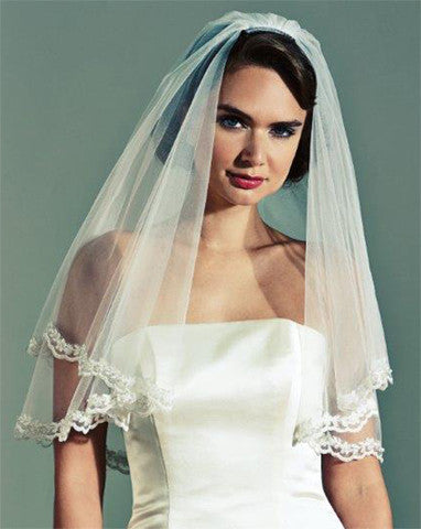 wedding veil lace edge