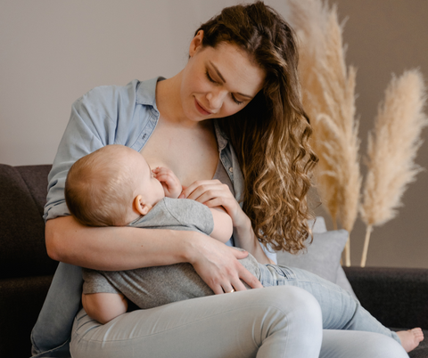 LactConnect Breastfeeding Blog: Stop Breast Milk Leaking