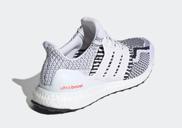 ultraboost dna 5.0 zebra