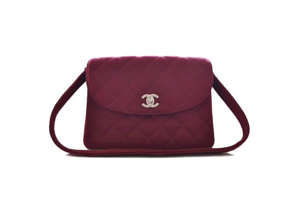 CHANEL VINTAGE BAG - Quilted Jersey in Burgundy - Vintage District