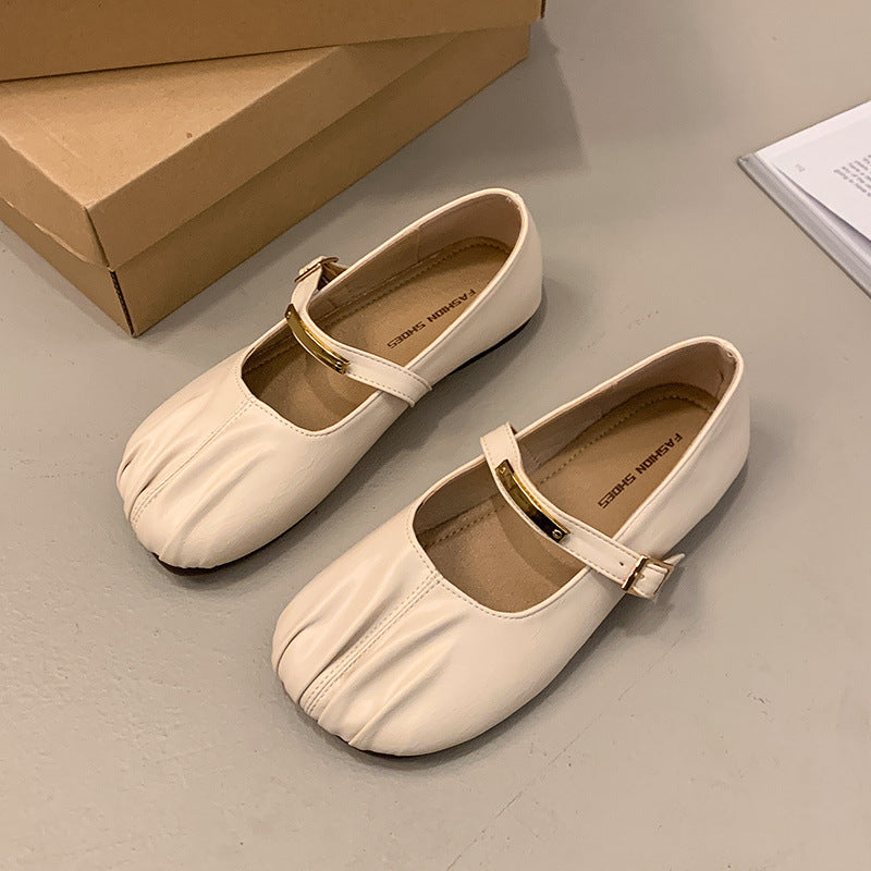 Product Image for Naisten tyylikkäät Mary Janes tyylikkäällä nauhalla ja hienolla poimintarakenteella Luvik, Beige / 36