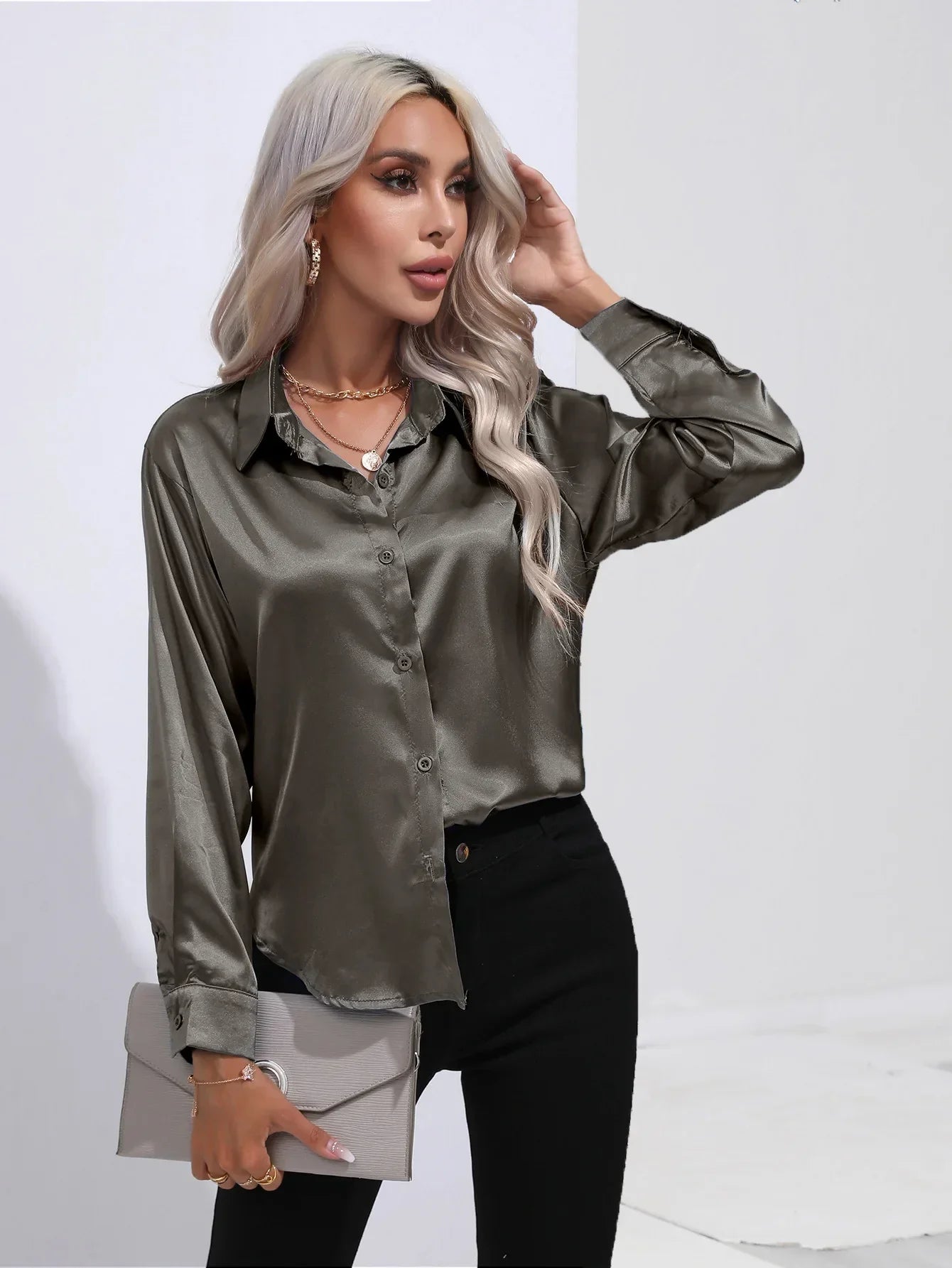 Product Image for Luvik | Elegante Satinbluse Mit V-ausschnitt & Langen Ärmeln, Aschgrau / XL