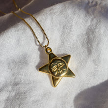 Load image into Gallery viewer, Vintage Puffy Star Pendant Necklace

