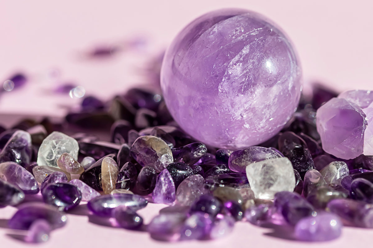 The meaning of amethyst including the benefits and healing properties...