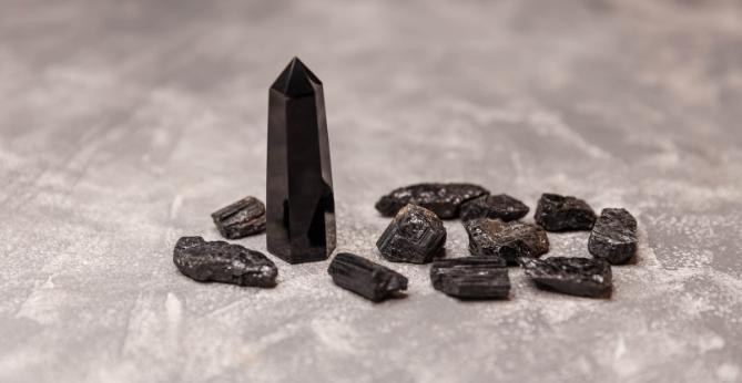 Black gemstones and crystals... can you tell the difference?