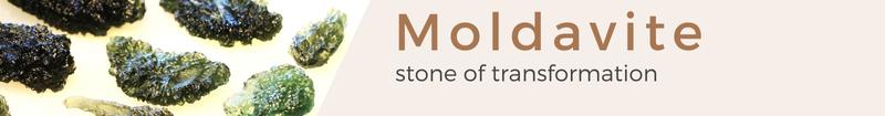 Discover the qualities of the Moldavite crystals