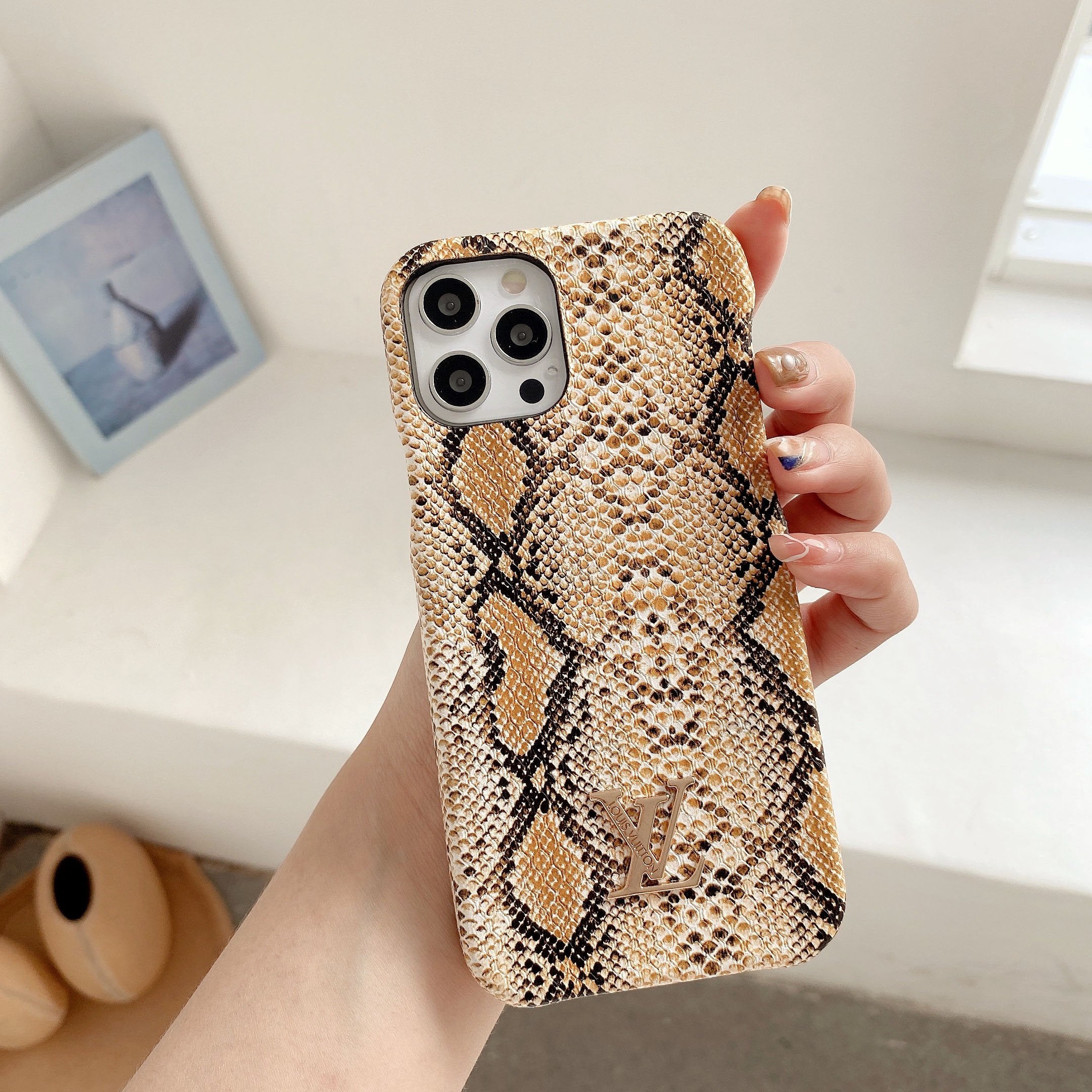 Louis Vuitton LV Fashion iPhone Phone Cover Case For iphone 7 7plus 8 8plus X XR XS MAX 11 Pro Max 1