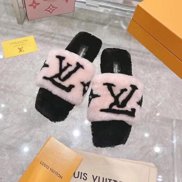 LV Louis vuitton New style woolen slippers women's fashion outdoor wear indoor flat slippers