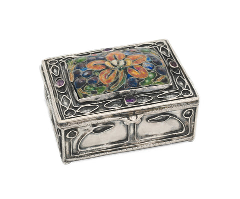 Elizabeth Copeland Enameled Silver Covered Box, Art Institute of Chicago