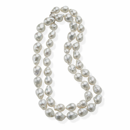 Macklowe Gallery | Natural Color Golden Cultured South Sea Pearl