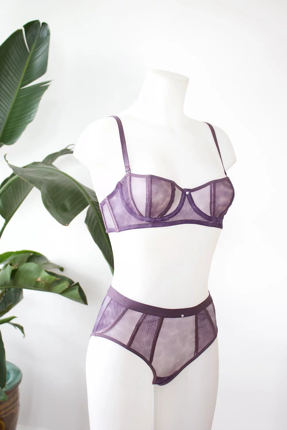 Clo Futura High-Waisted Brief