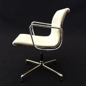 75148 Miniature Office Chair-WHITE-1 chair