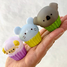 Load image into Gallery viewer, 70709 Pastel Animal Cupcakes-24
