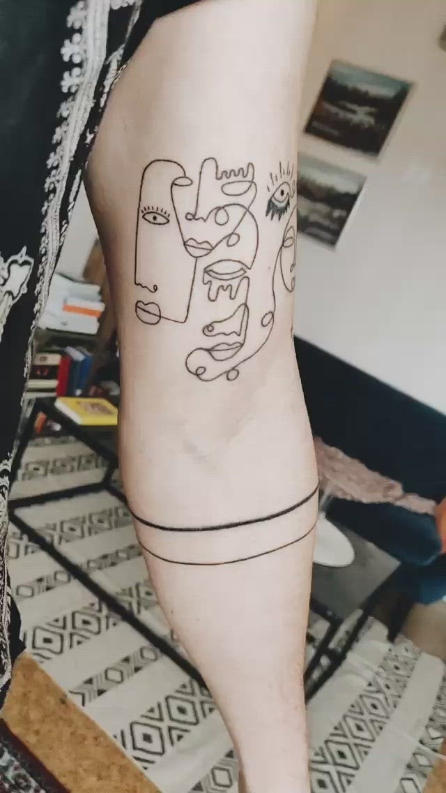 I wanted to share my custom tattoo of Rigby playing the power I had it  since a year and its my best tattoo so far Do you think I should put some