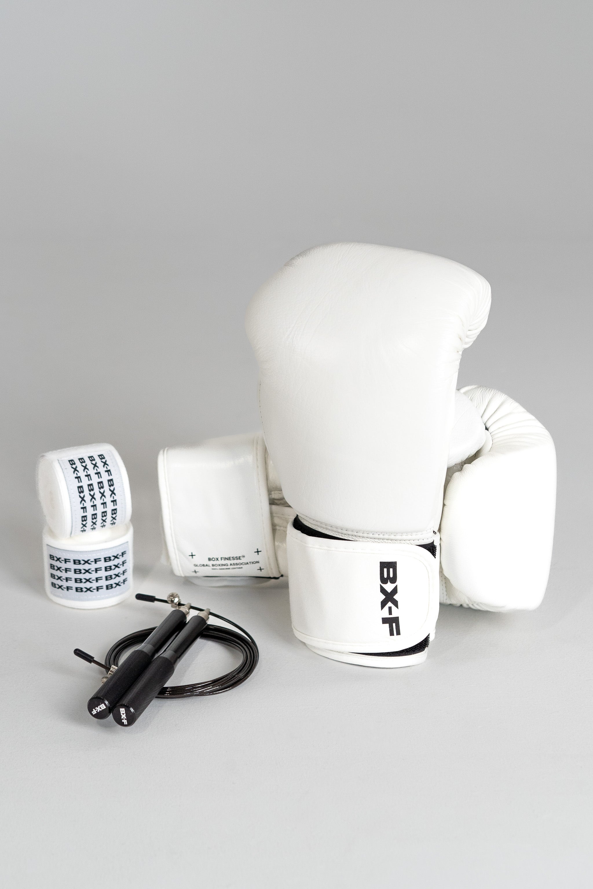 Box Finesse - Training with The Butterfly reflex boxing bag