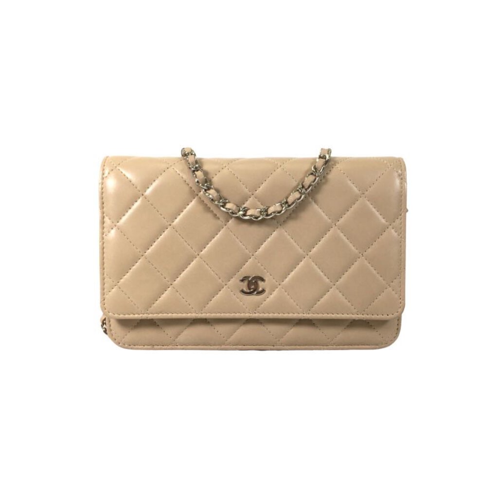 Chanel Wallet on Chain outfit ideas