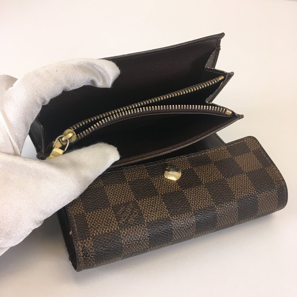 Louis Vuitton Bifold Wallet - Luxe Du Jour