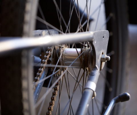 a photo of a coaster brake in a bicycle wheel