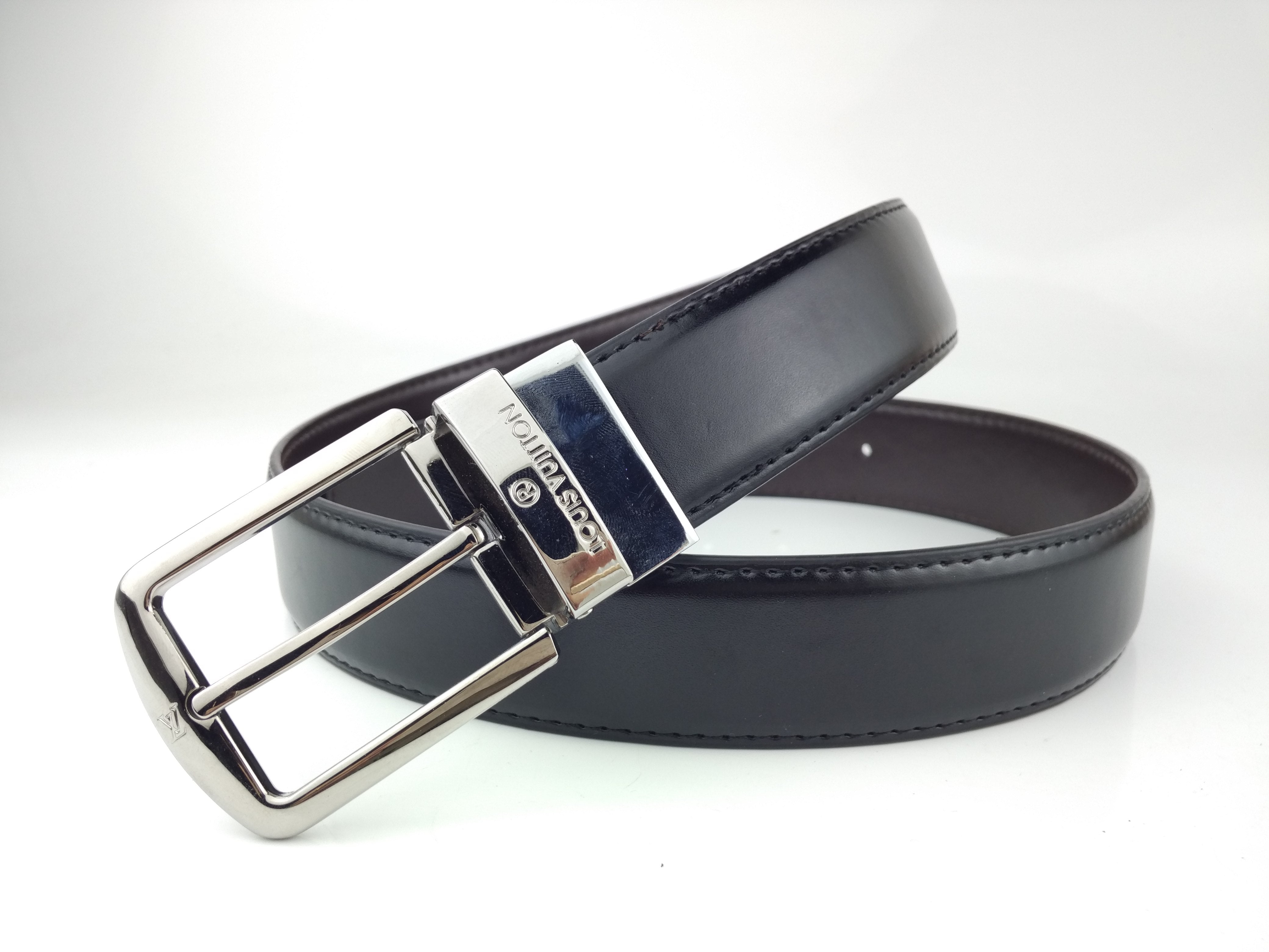 Louis Vuitton classic pin buckle men's belt