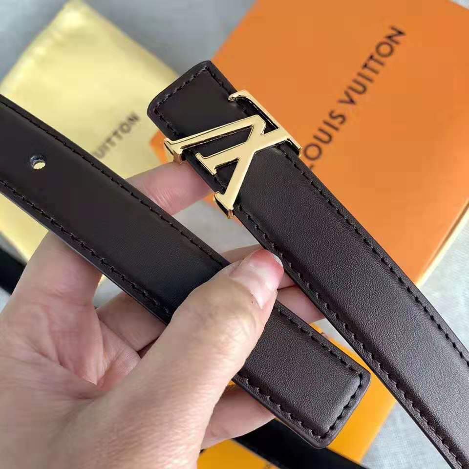 Louis Vuitton LV tide brand retro female paragraph letter buckle
