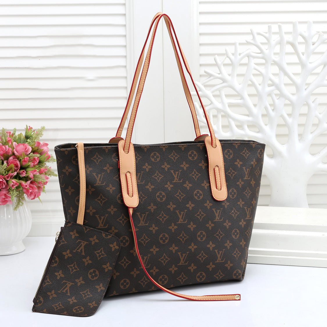 Louis Vuitton LV new large-capacity fashion printed shoulder tote bag