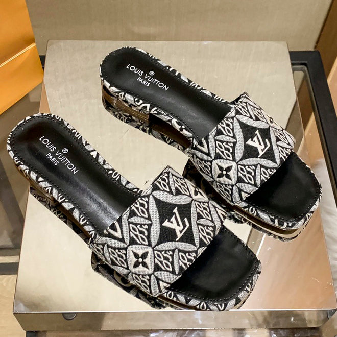 LV Louis Vuitton woven embroidery letters stitching color ladies personalized sandals slippers Shoes