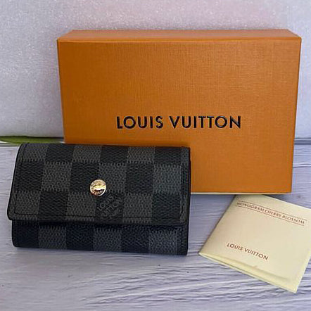 Louis Vuitton Lv New Men And Women Fashion Casual Short Key Case