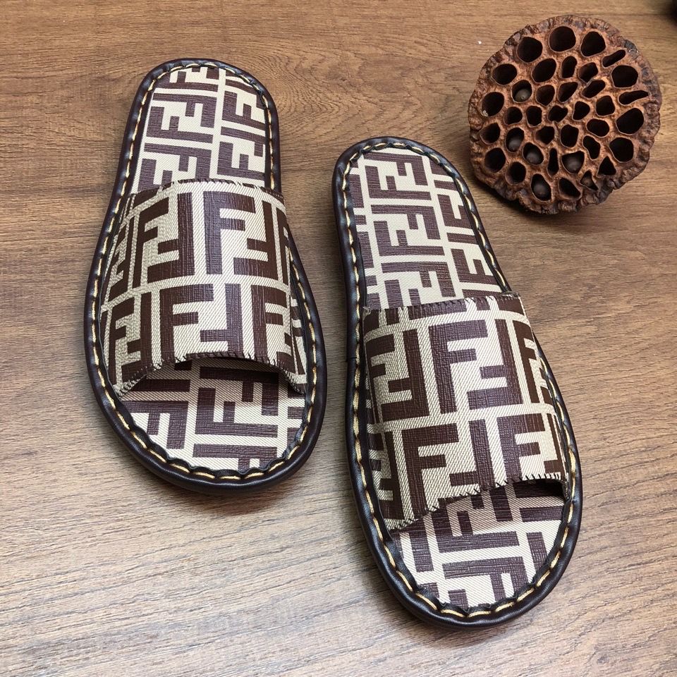 Fendi FF   men's and women's non-slip wear-resistant slippers shoes