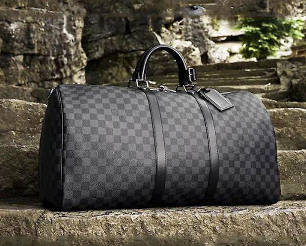 Louis Vuitton Suitcase Luggage Baggage Classic Mens Womens LV