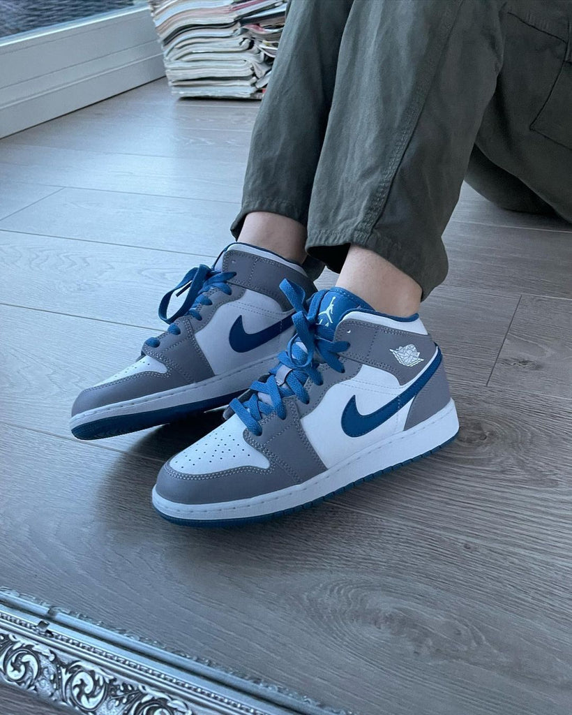 Air Jordan 1 Mid True Blue Cement