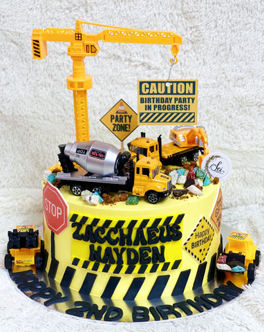 18 Pcs Construction Cake Toppers Vehicles Cake Decoration Set Excavator  Tower Crane Cupcake Topper Traffic And Road Sign Decor Happy Birthday Party  Su | Fruugo SA