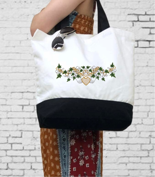 Market Tote in Checker with Embroidery