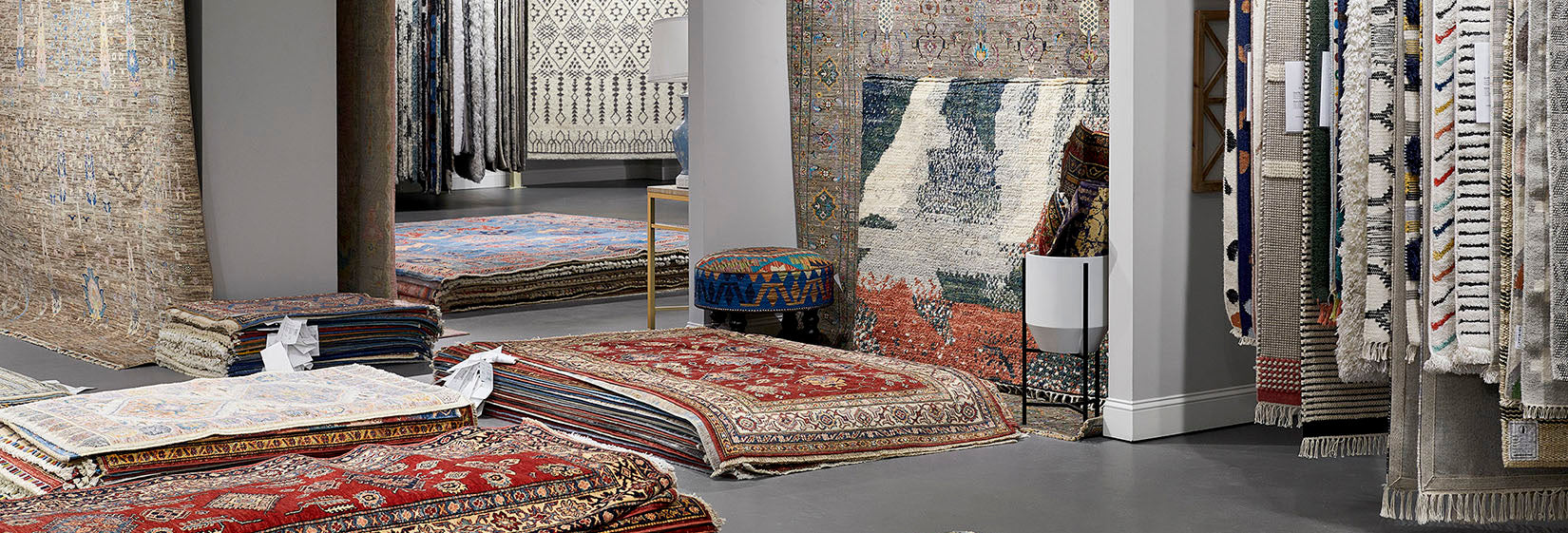 momeni-rugs-showroom-high-point