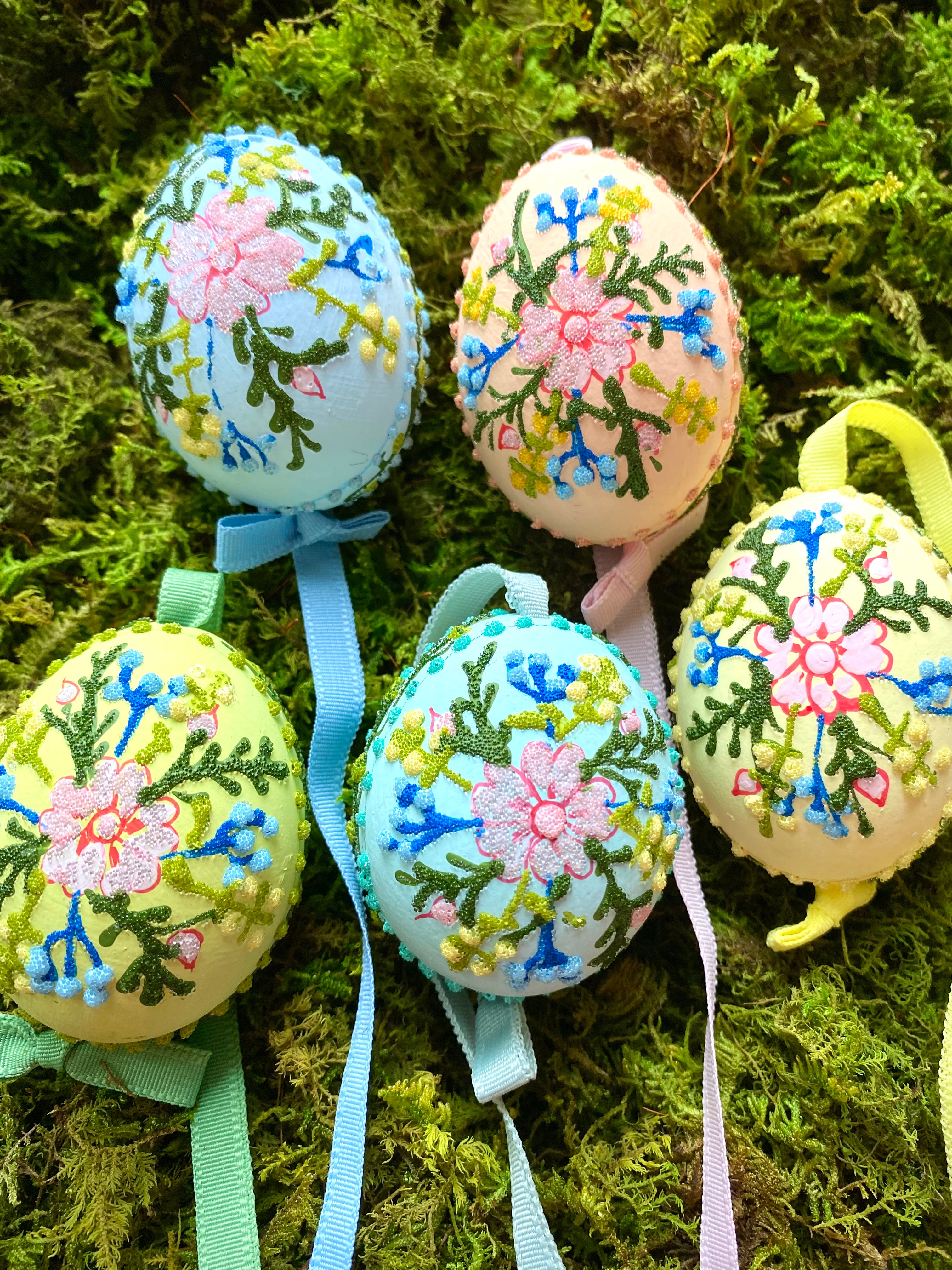 Hand-painted "Multi-Flowers" Eggs Set of 5