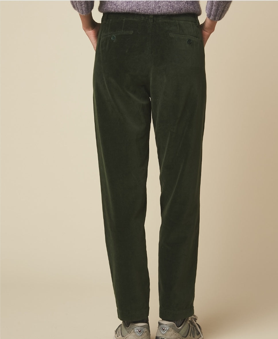 Hartford velvet pants in Leaf – Lily & Clara