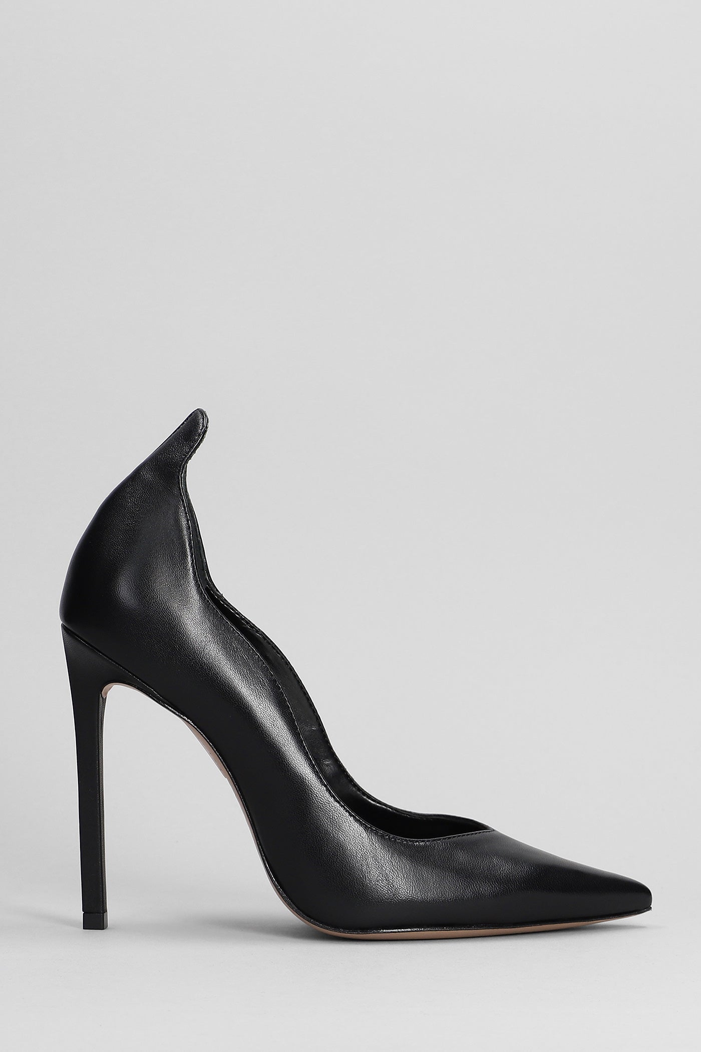 Schutz - Pumps in black leather