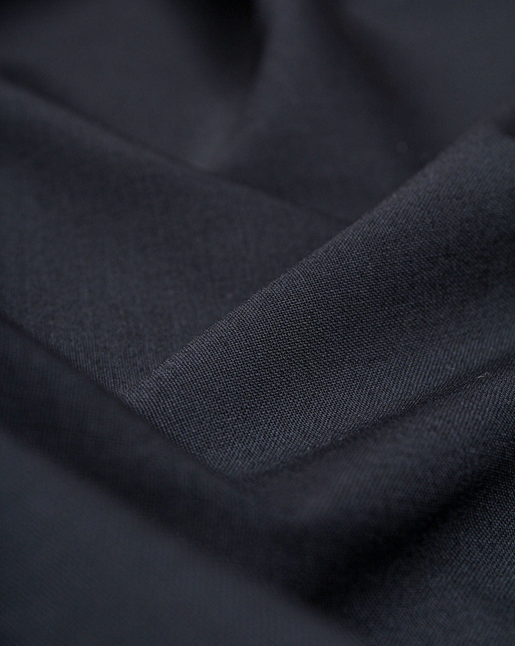 Black Plain Design 2 Woolen Suiting Fabric