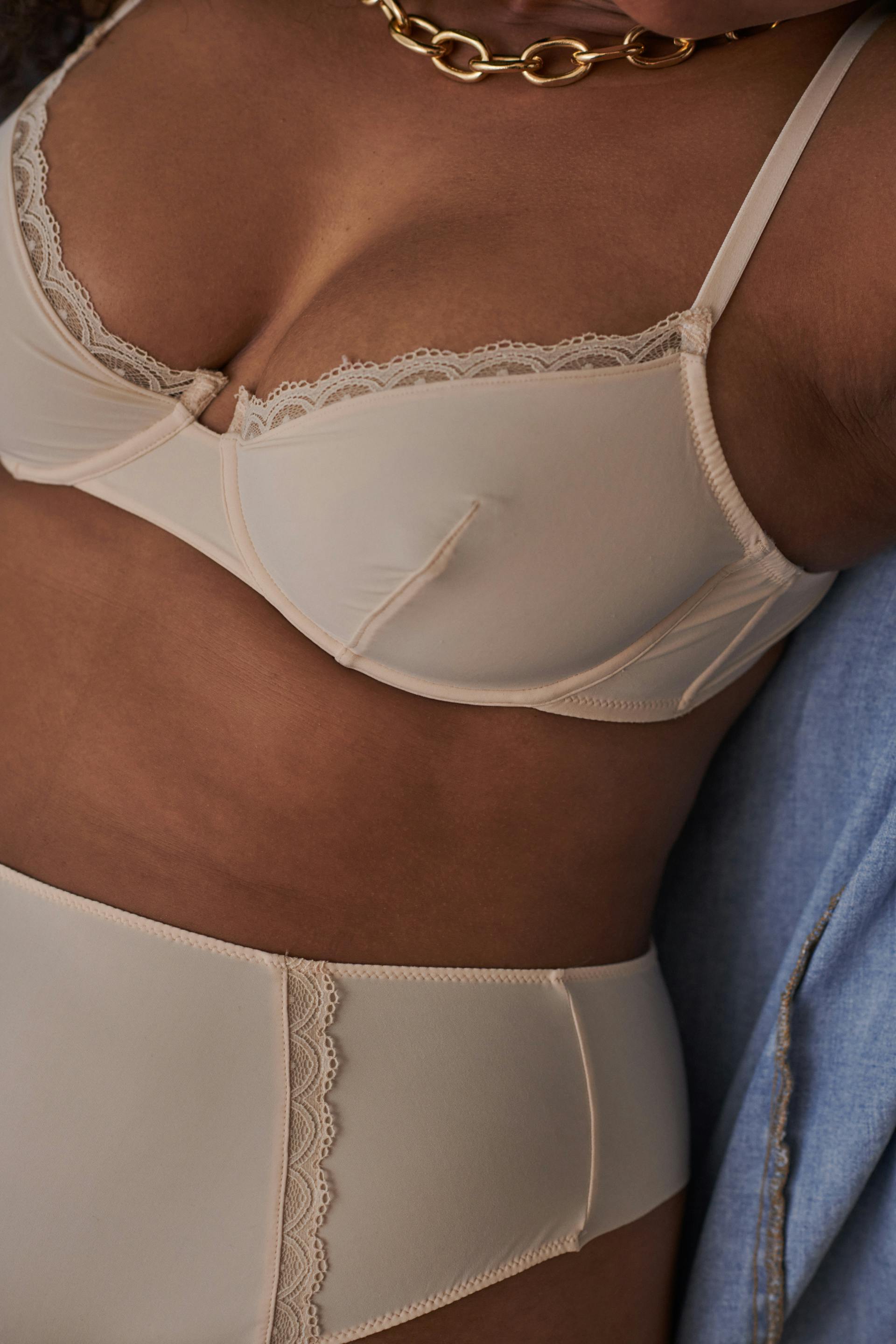 Ysé Corbeille Tanga taille haute Corps et âme Beige clair