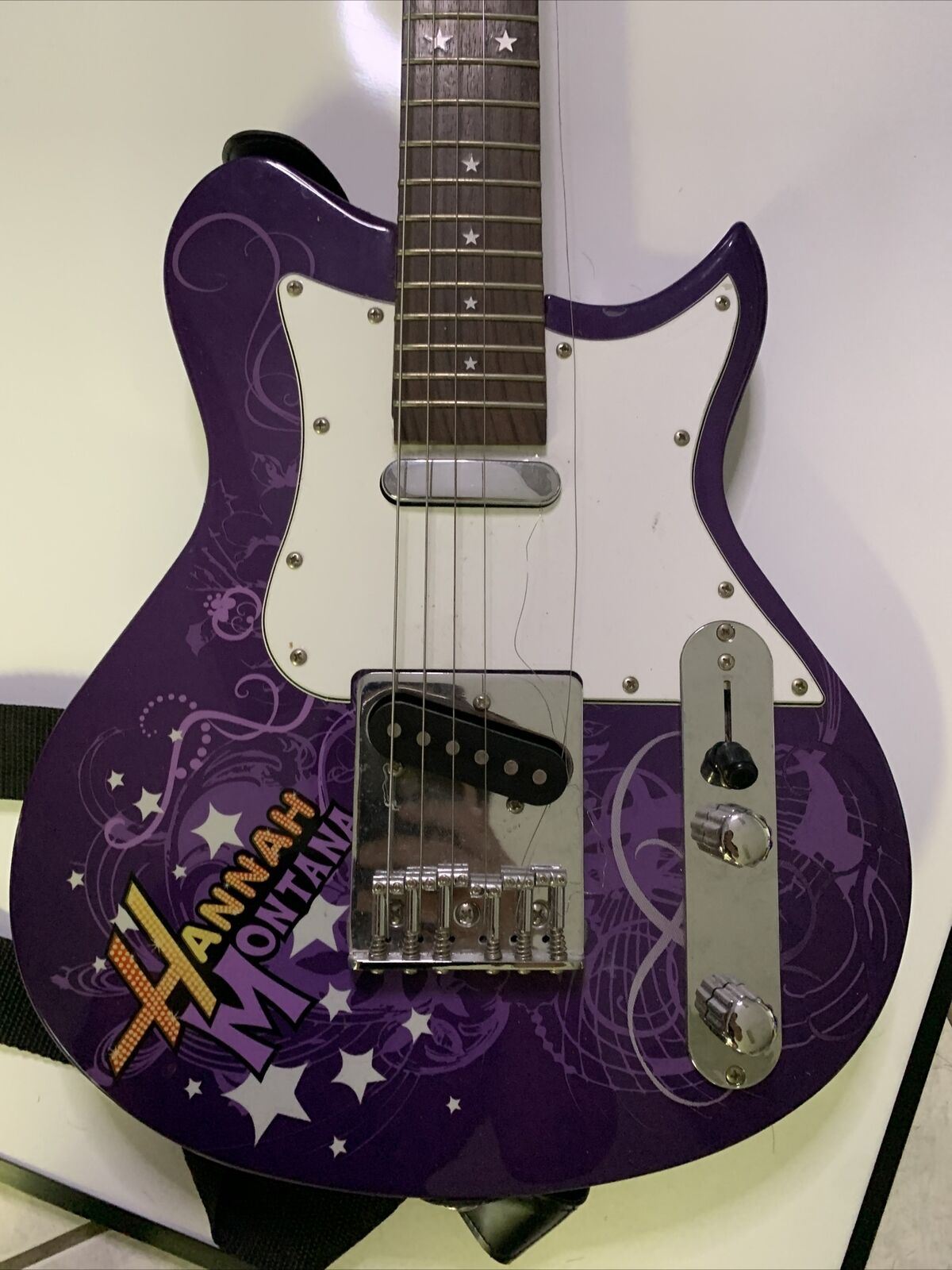 Disney Hannah Montana Electric Guitar Washburn 3/4 Size 6 Strings 22 F