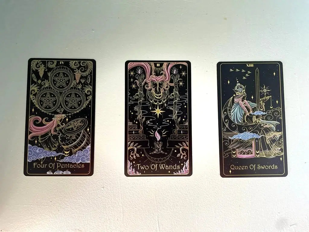 How To Do The 3 Card Yes or No Past-Present-Future Tarot Reading Spread