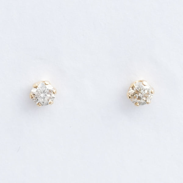 PT ソリティア ダイヤモンド ピアス 0.764CT - ピアス