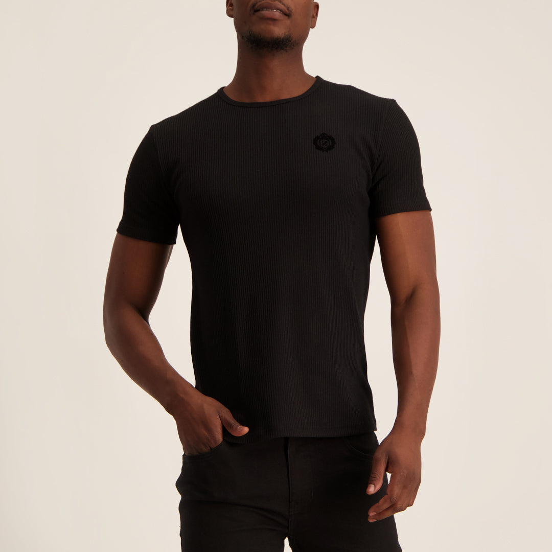 Black Short Sleeve T-Shirt - Fashion Fusion 119.99 Fashion Fusion