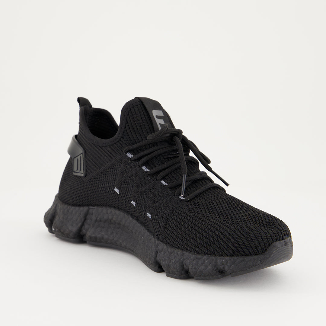 FF Lace Up Sneaker - Fashion Fusion 279.00 Fashion Fusion