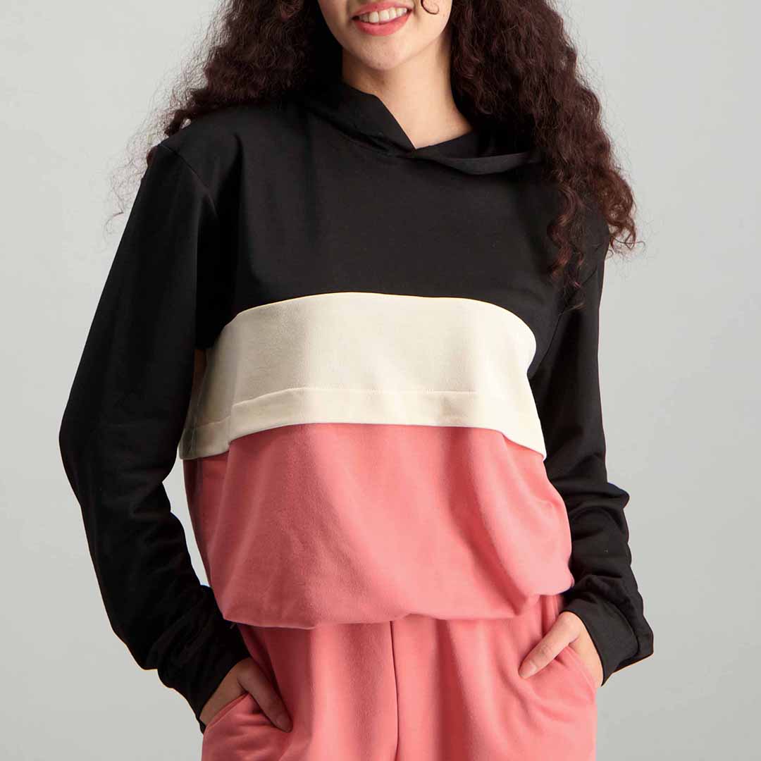 LONG SLEEVE SWEATER WITH PETER PAN COLLAR AND ZIP DETAIL - Fashion Fusion 79.00 Fashion Fusion